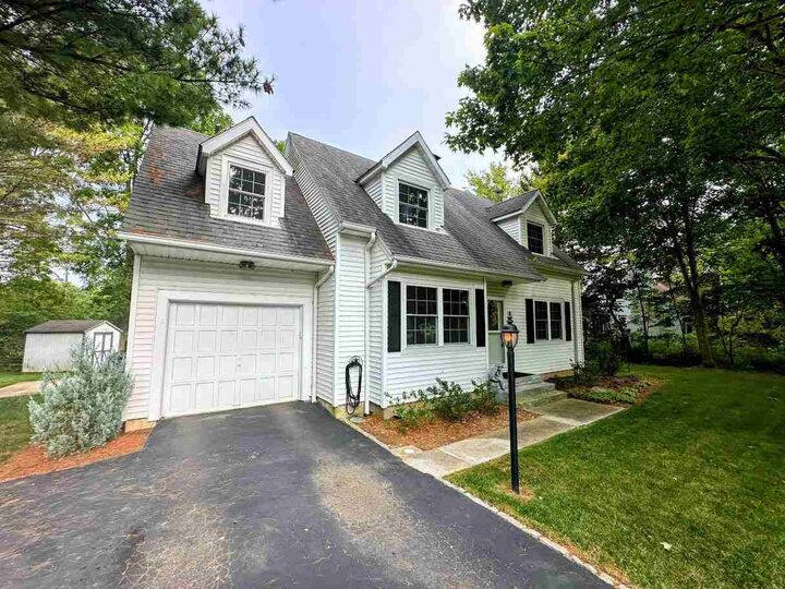 Property Photo: 1221 Abington Pike IN 47374