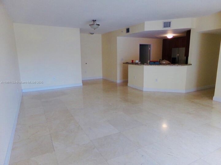 Property Photo: 118 Zamora Ave 409 FL 33134