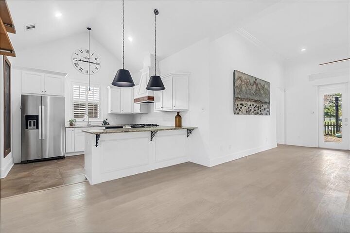 Property Photo: 3238 Fairwood Lane LA 70607