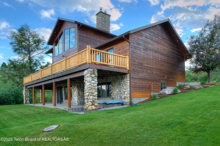 Property Photo:  7245 Buttermilk Drive  ID 83422 
