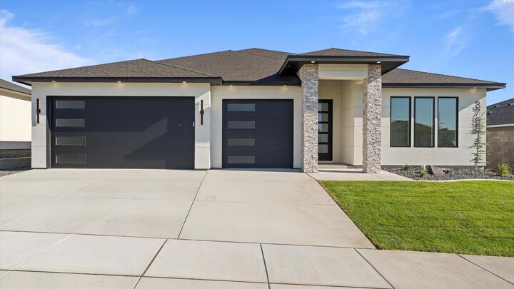 3788 Scout Street  Richland WA 99352 photo