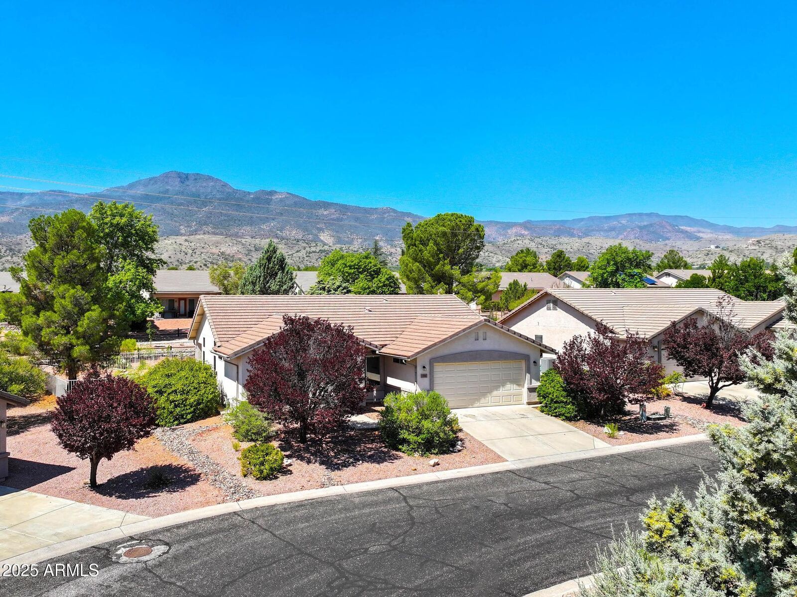 Property Photo:  338 S Wild Horse Way  AZ 86326 