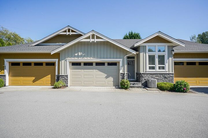 15989 Mountain View Drive 10  Surrey BC V3Z 0M9 photo