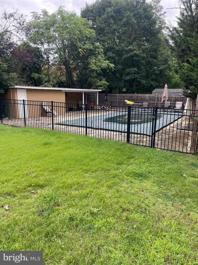 Property Photo:  1208 E Crescent Drive  NJ 08360 
