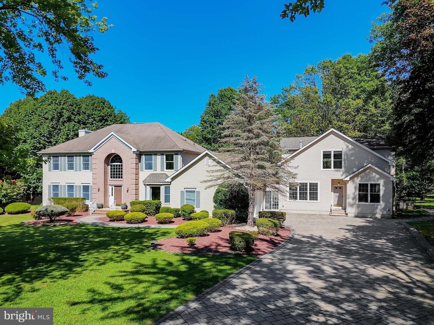 Property Photo:  9 Preston Drive  NJ 08535 