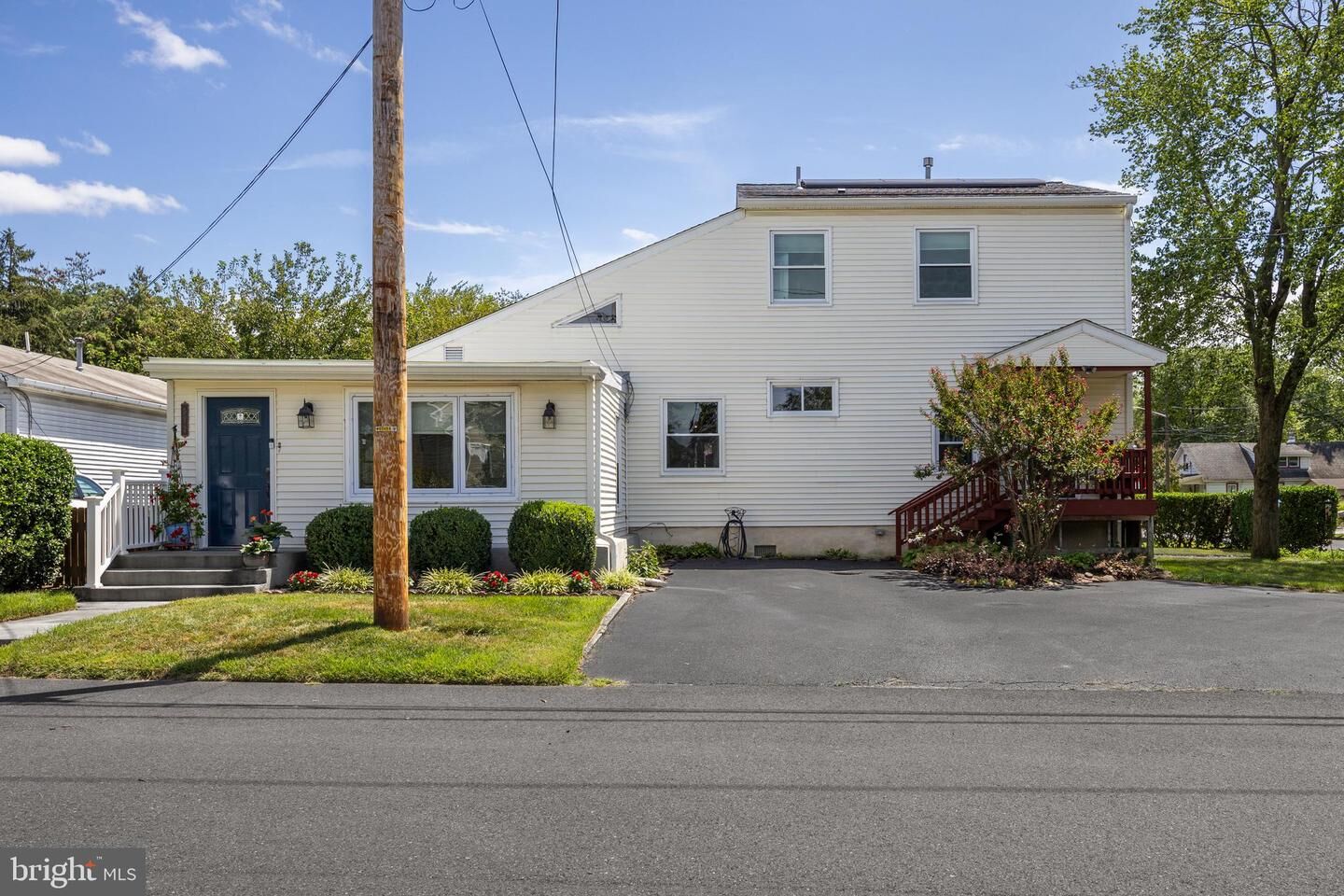 Property Photo: 512 Division Street NJ 08077