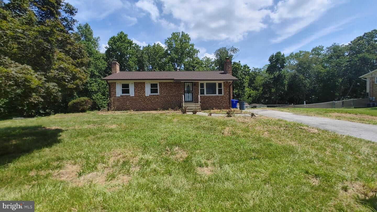 Property Photo: 7010 Evergreen Drive MD 20601