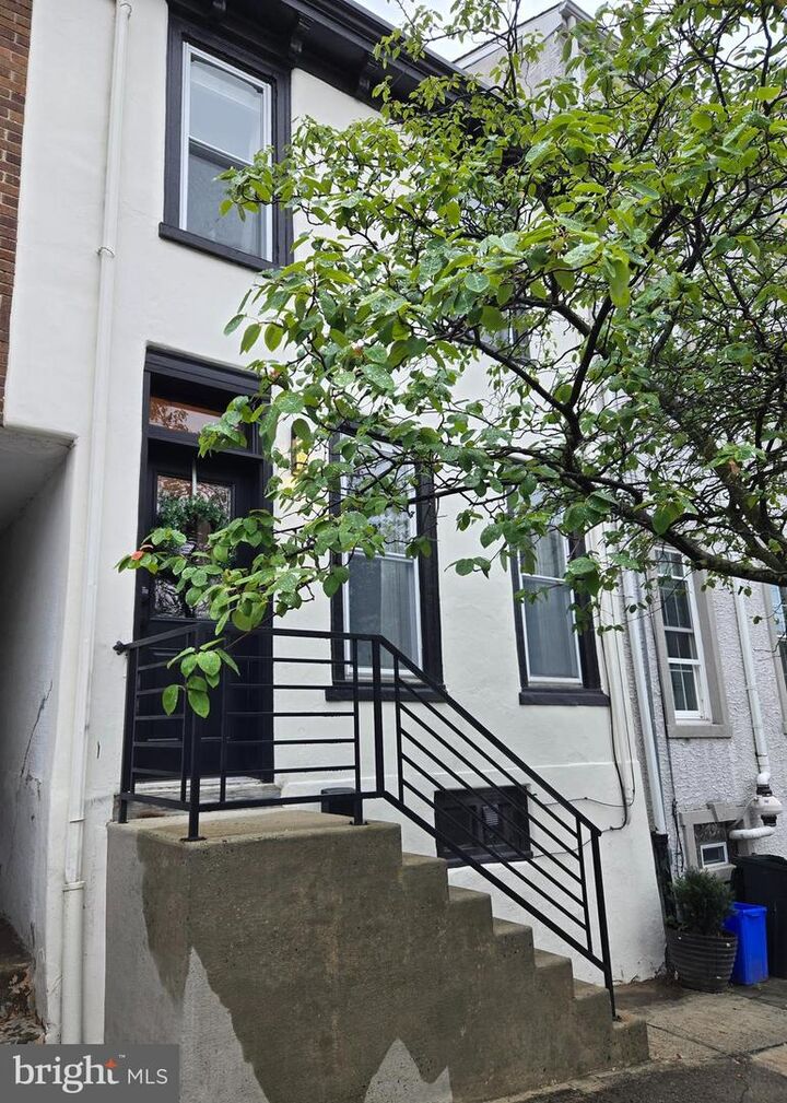 118 Dawson Street  Philadelphia PA 19127 photo