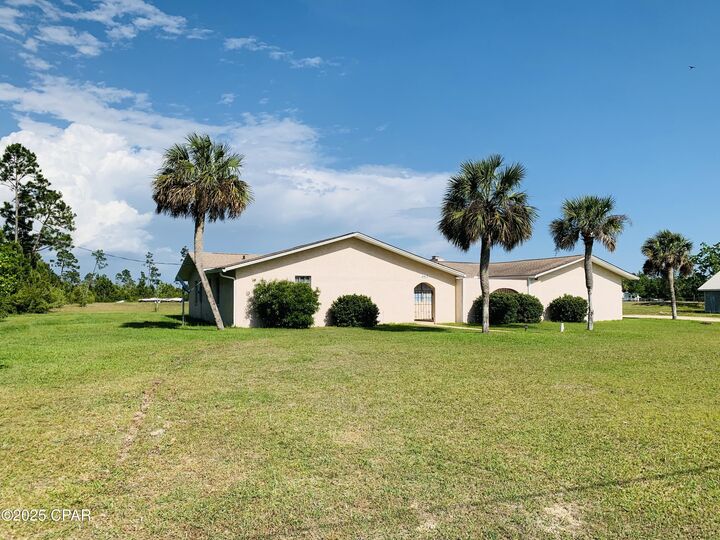 Property Photo: 4415 College Station Road FL 32404