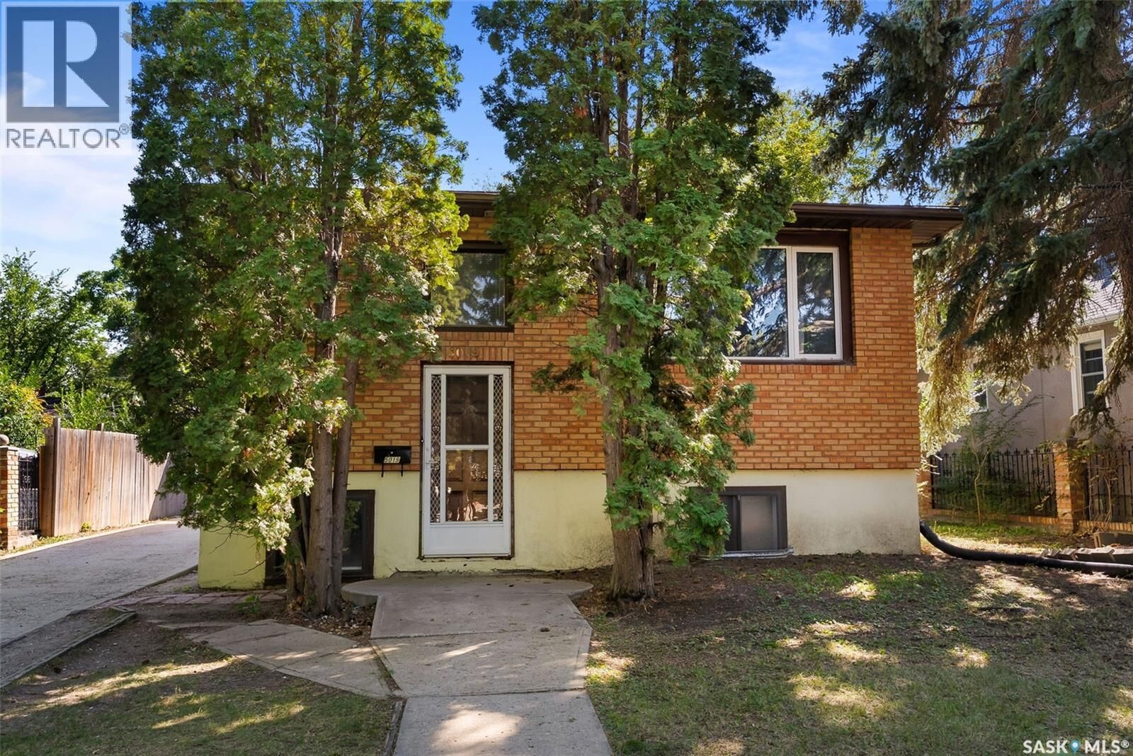 Photo de la propriété: 5019 8th Avenue SK S4T 0W4