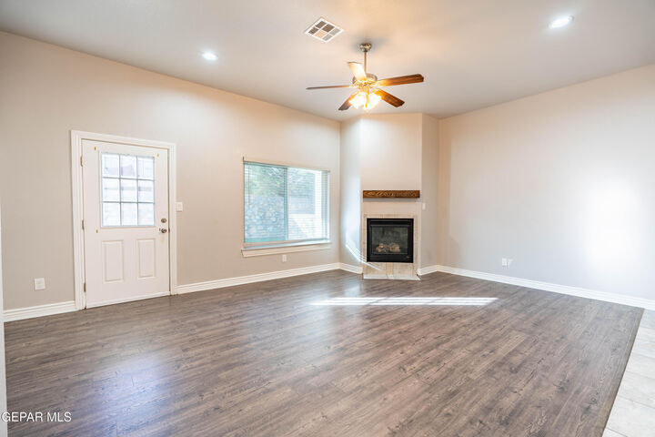 Property Photo: 5549 Gustavo Madrid Lane TX 79934