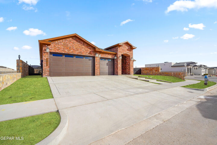 Property Photo: 14613 Tierra Resort Avenue TX 79938