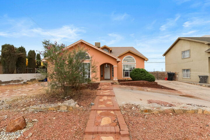 Property Photo: 1602 Banker Road TX 79835