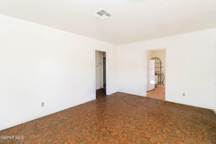 Property Photo: 3817 McConnell Avenue TX 79904