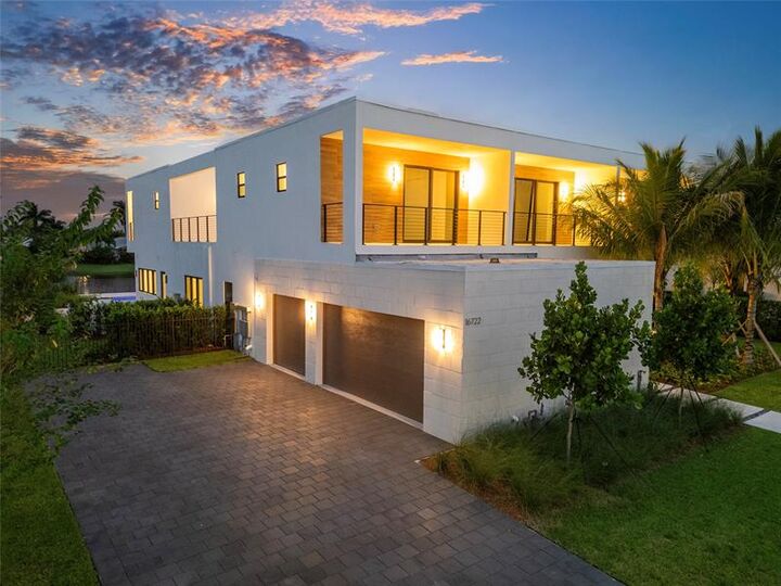 16722 S Botaniko Dr S  Weston FL 33326 photo