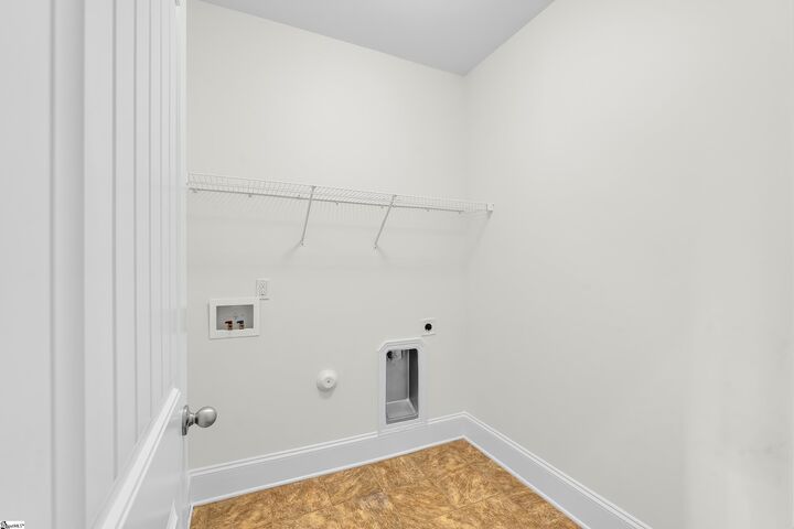 Property Photo: 15 Barlia Way SC 29607