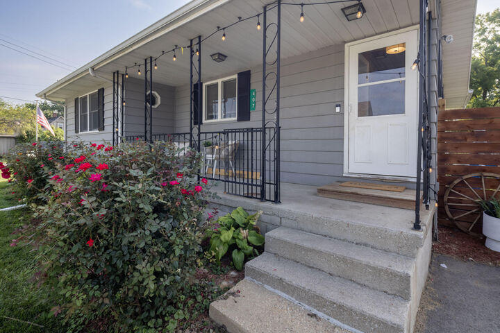 Property Photo: 407 Roseberry Street IN 46341