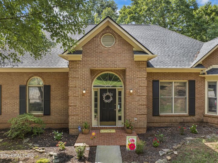 10605 Summit Mountain Court  Knoxville TN 37922 photo