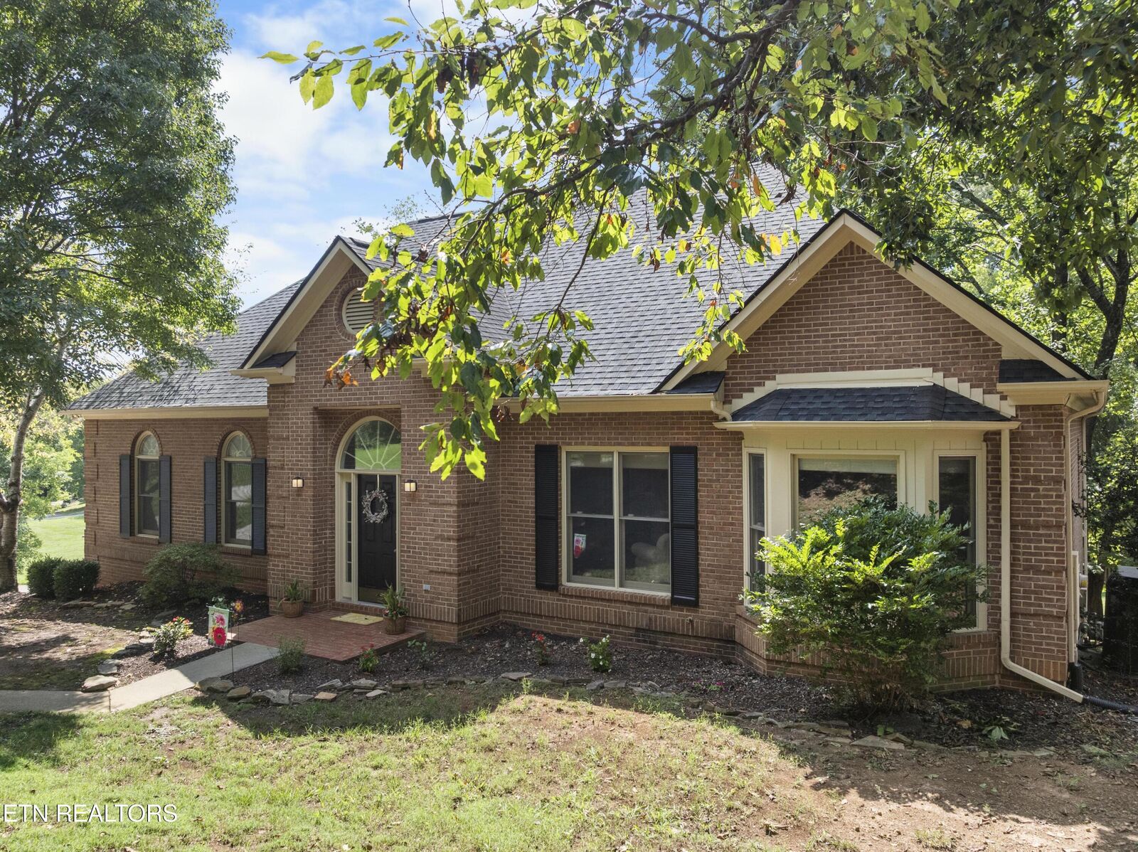Property Photo: 10605 Summit Mountain Court TN 37922