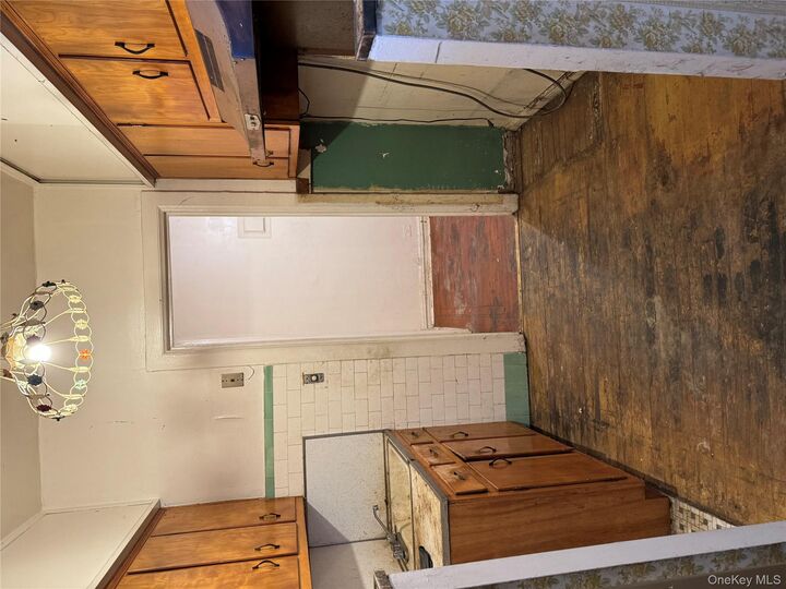 Property Photo:  2925 Matthews Avenue 4C  NY 10467 