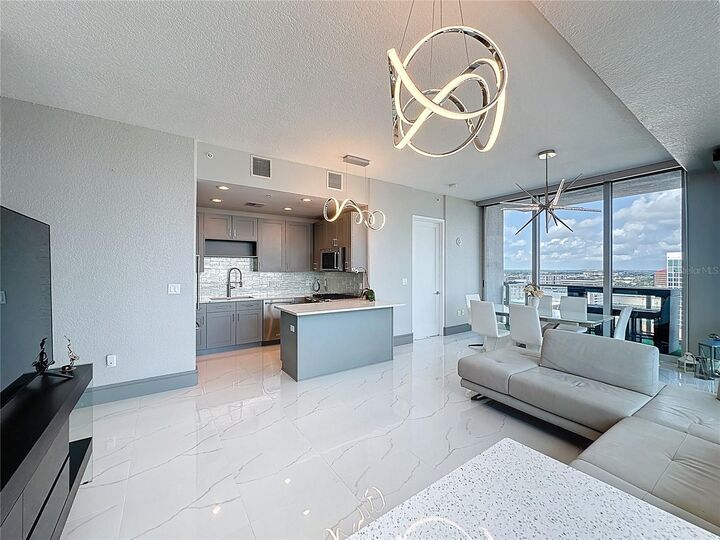 Property Photo: 150 E Robinson Street 1612 FL 32801