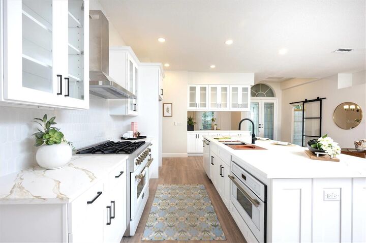 Property Photo: 10346 Abbotsford Drive FL 33626