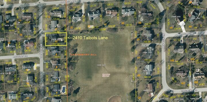 Property Photo: 2410 Talbots Ln WI 53045