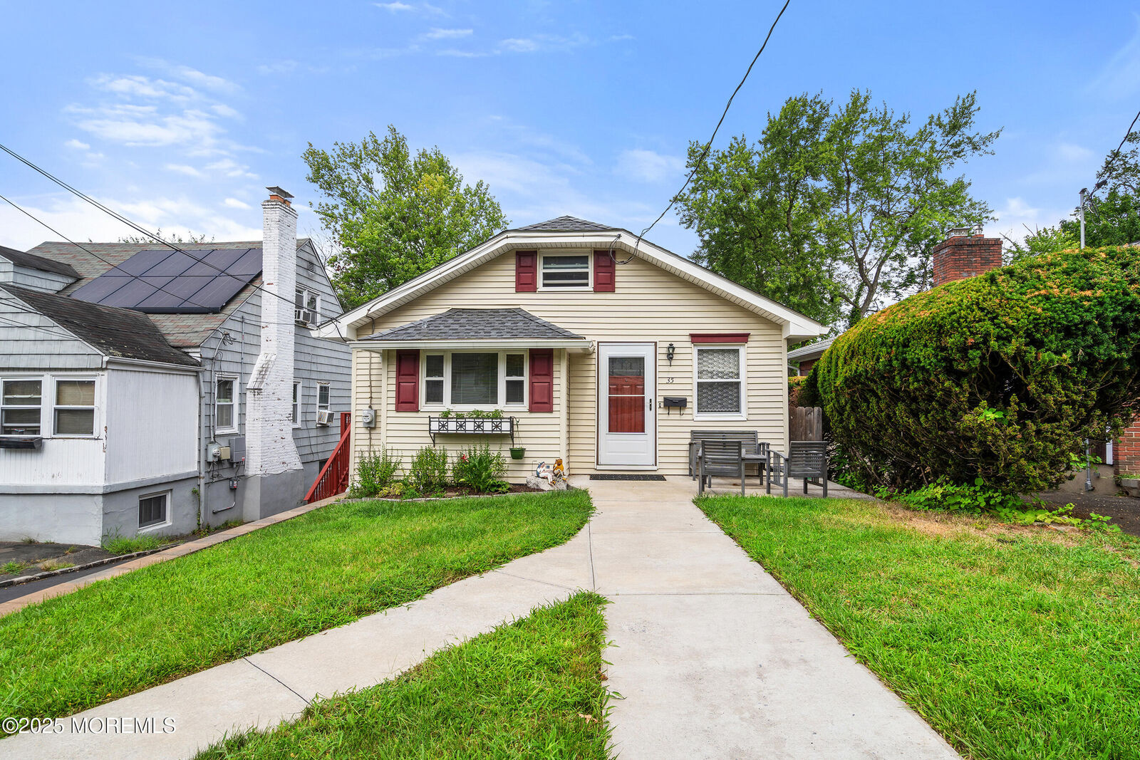 Property Photo: 35 Fitzrandolph Road NJ 07052