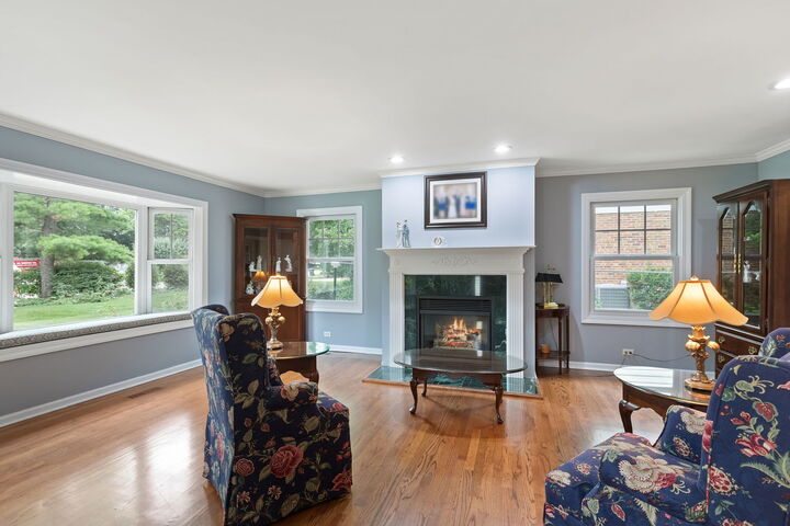 Property Photo: 2114 Prairie Street IL 60025