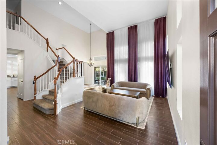 Property Photo: 27503 Wellsley Way CA 91354