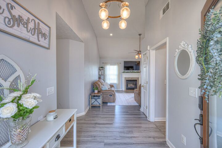 Property Photo: 1433 Hilltop Dr TN 37122