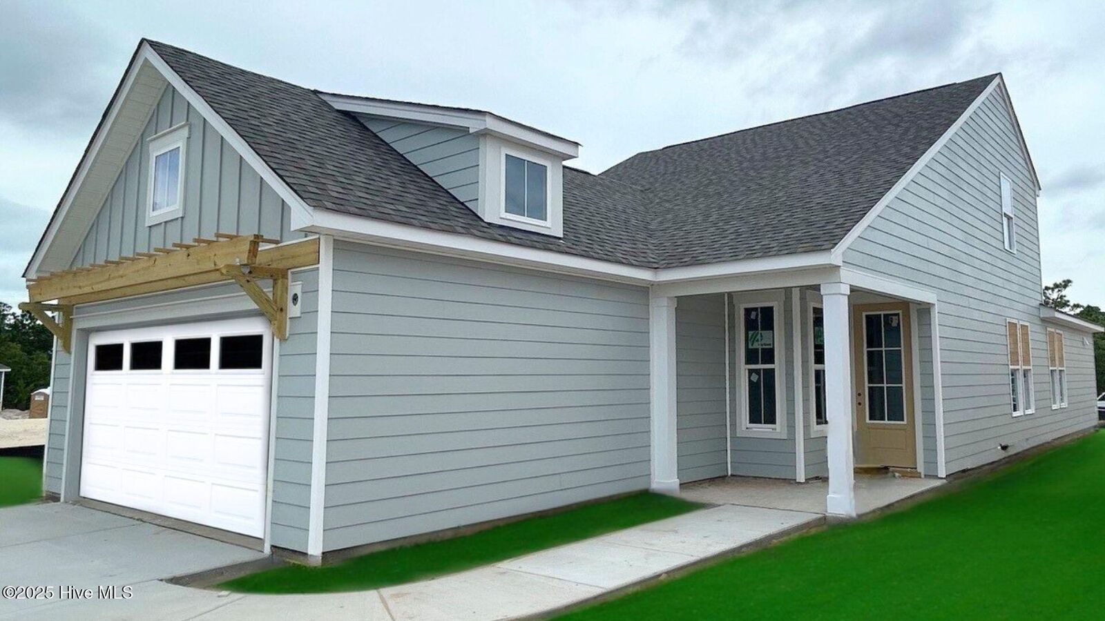 Property Photo: 5927 Moonshell Loop 1226 NC 28412