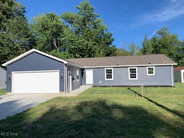 Property Photo:  960 Robinhood Avenue  OH 44077 