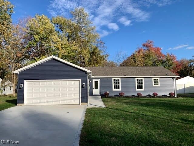 Property Photo:  960 Robinhood Avenue  OH 44077 