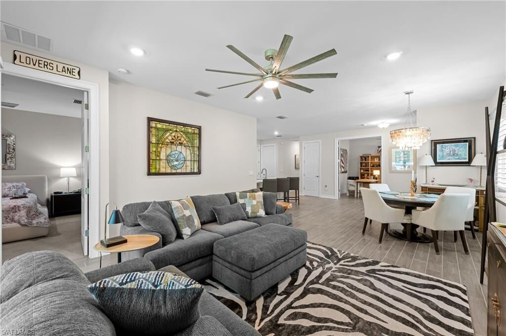 Property Photo: 1029 Tranquil Brook Dr FL 34114