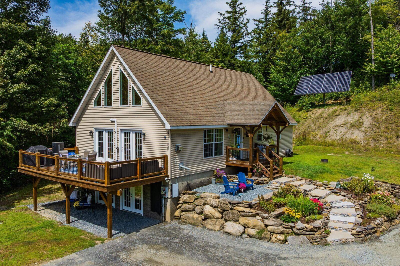Property Photo:  261 Beaver Meadow Road  VT 05083 