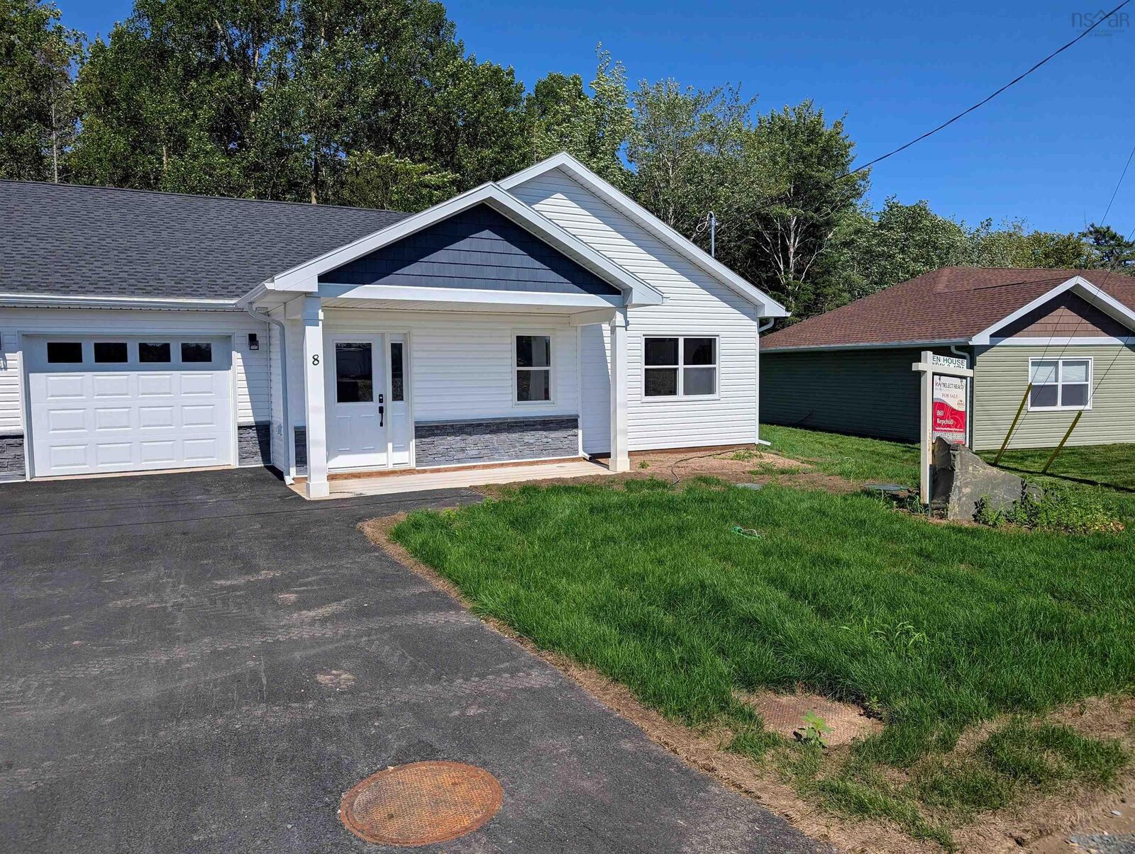 Property Photo: 8 Shadebush Walk NS B4E 0X8