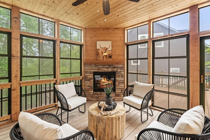 Property Photo: 15525 53rd Avenue N MN 55446