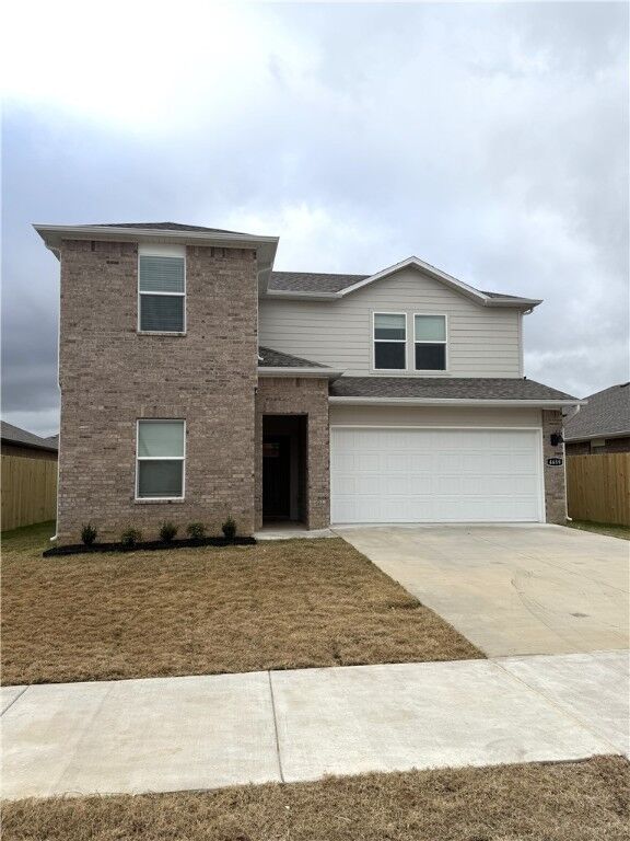 Property Photo: 4659 W Aurora Street AR 72704