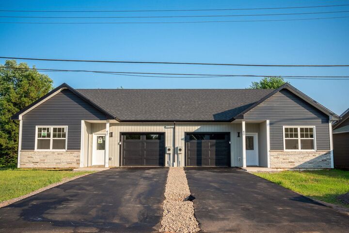 42 Mackay Drive  Charlottetown PE C1A 5W3 photo