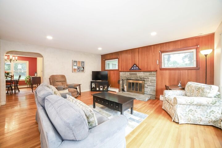 Property Photo: 6 Reservoir Street MA 01611
