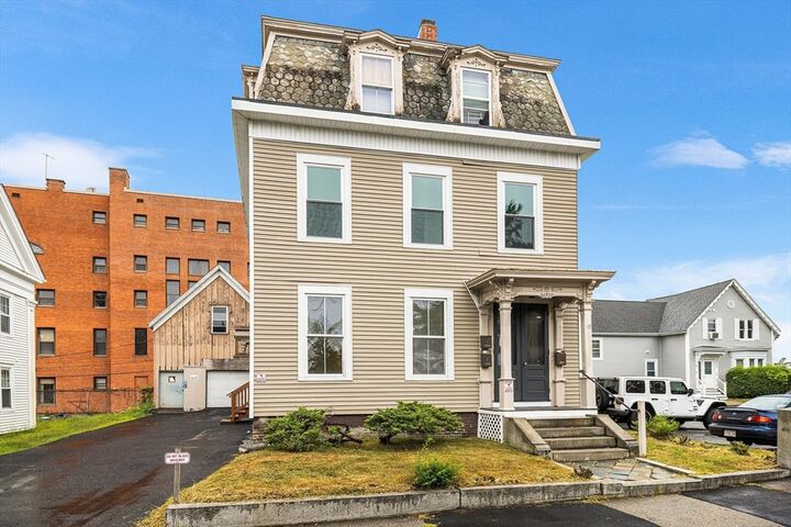 10 Sycamore Street  Worcester MA 01608 photo