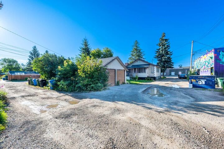 Photo de la propriété: 424 8 Avenue NE AB T2E 0R2