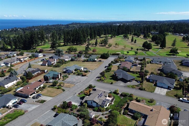 Property Photo: 1822 E Lauridsen Boulevard WA 98362
