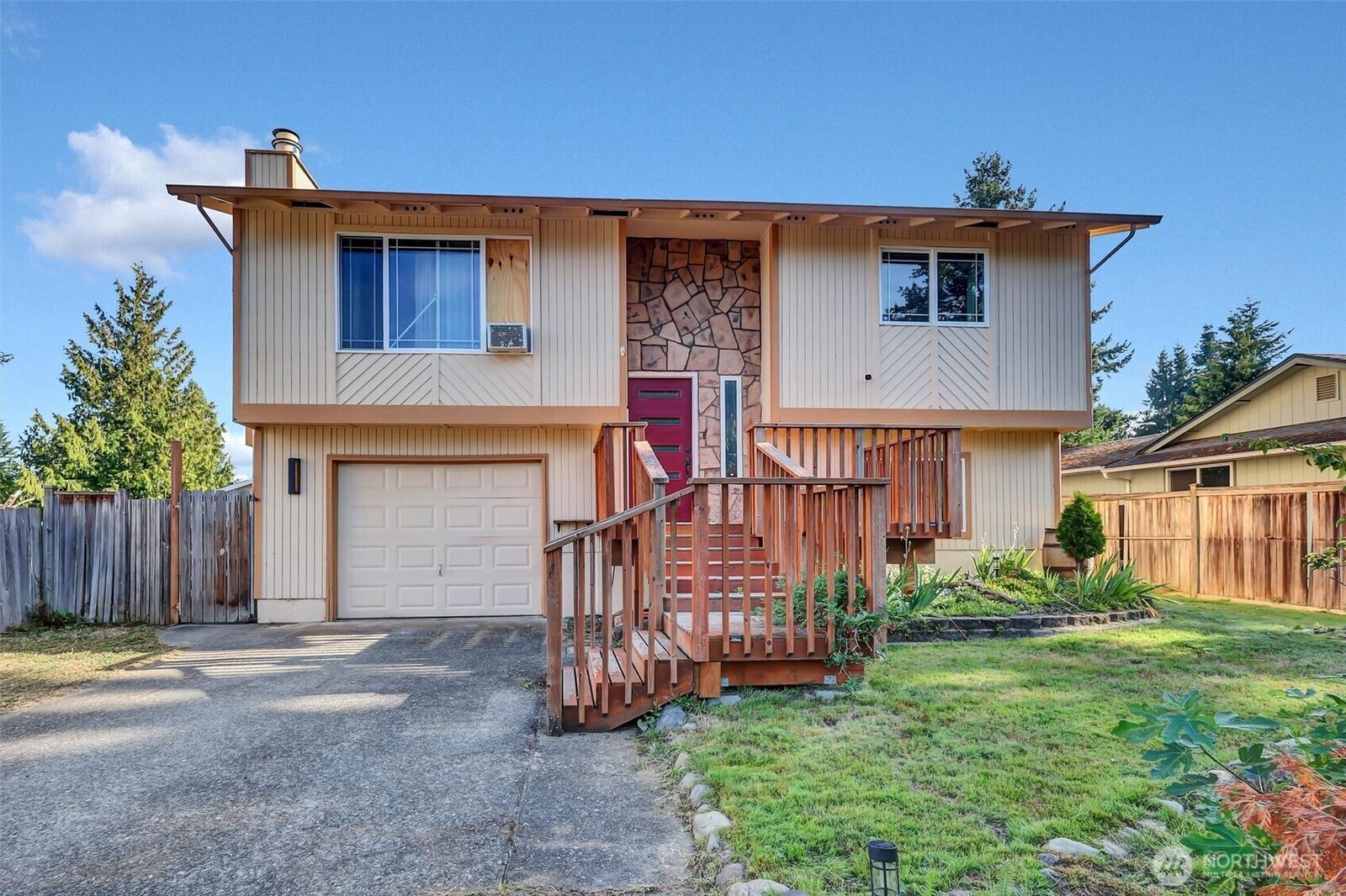 Property Photo:  5415  105 Street NE  WA 98270 