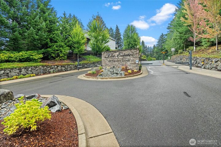 Property Photo: 7325 72nd Avenue Ct NW WA 98335