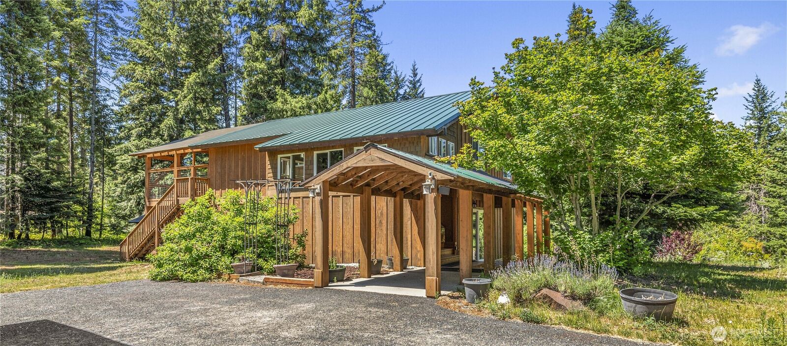Property Photo: 2620 Wenatchee Pines WA 98826