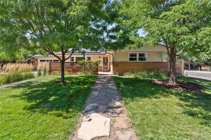 Property Photo:  4601 S Huron Street  CO 80110