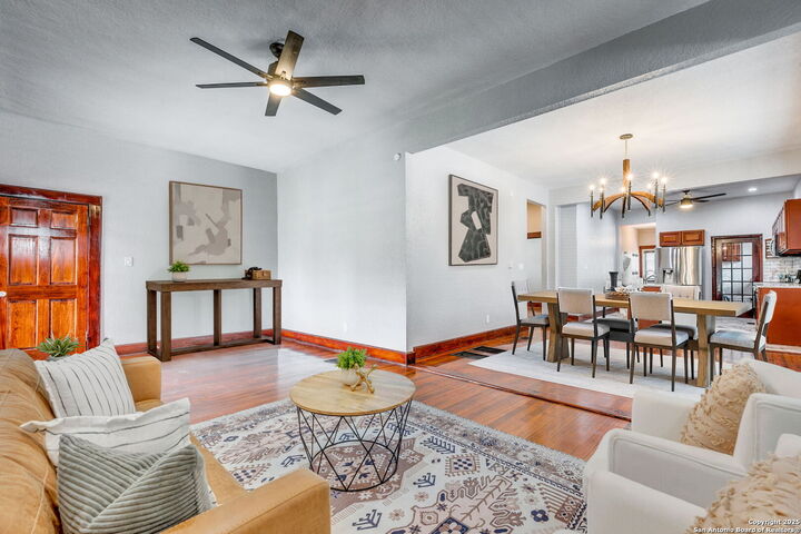 Property Photo: 1520 Virginia Boulevard TX 78203