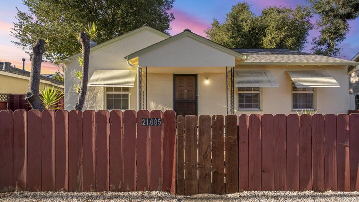 21685 Olive Avenue  Cupertino CA 95014 photo